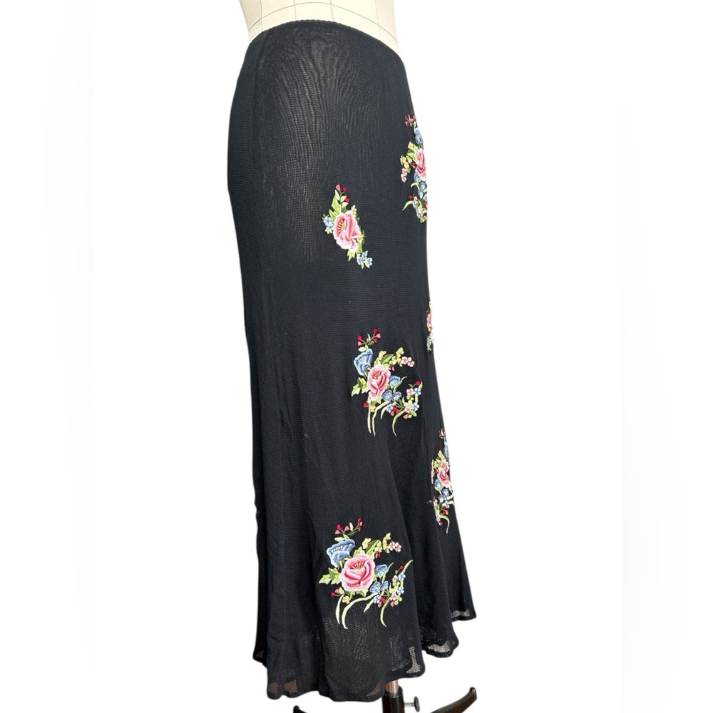 90’s Vivienne Tam mesh floral embroidered skirt - Picture 2 of 8